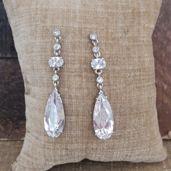 Silver Tone Rhinestone Dangle Drop Earrings - Picture 1 of 4